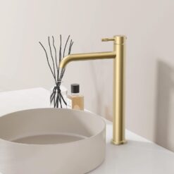 Wastafelkraan Stria hoog goud